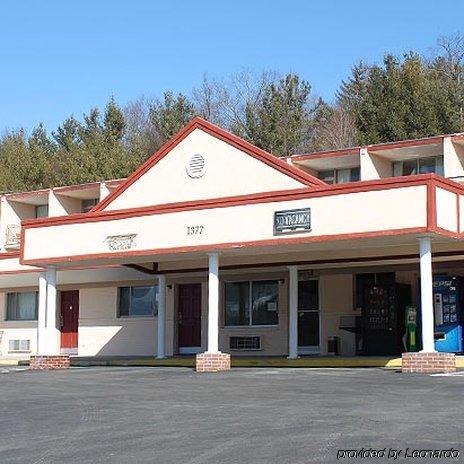 Greenes Motel Boone Exterior photo